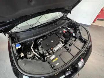 Car image 32