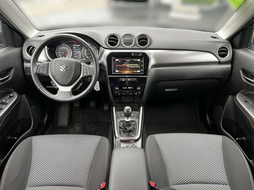 Car image 15