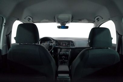 Car image 33