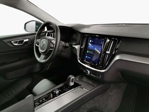 Volvo V60 Cross Country AWD B4 145 kW image number 10