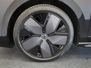 Car image 35