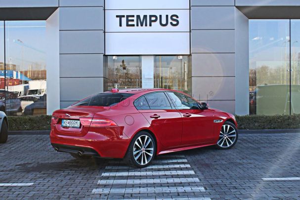 Jaguar XE 147 kW image number 6