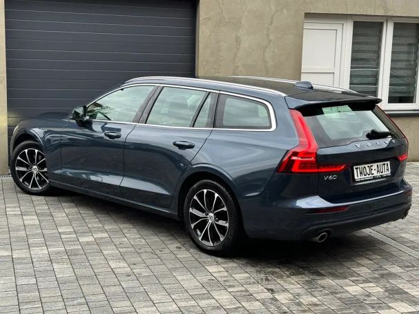 Volvo V60 D4 Geartronic Momentum 140 kW image number 38