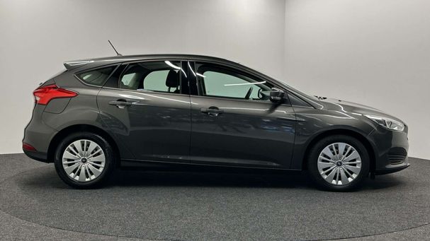 Ford Focus 1.0 EcoBoost Trend 74 kW image number 9