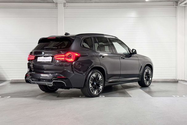 BMW iX3 M Sport 210 kW image number 6