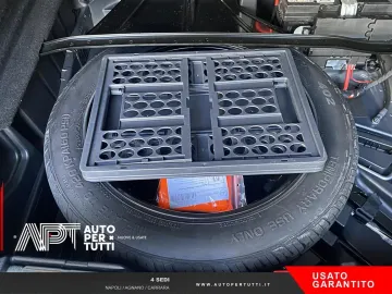 Car image 33