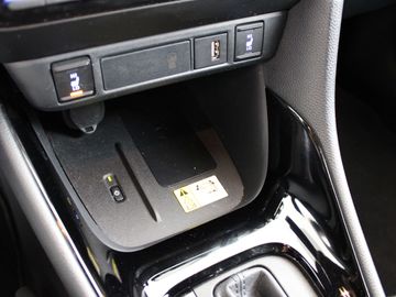 Car image 33