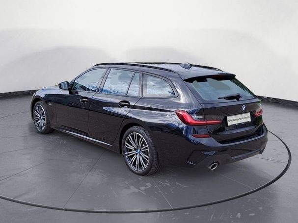 BMW 330 Touring M Sport 185 kW image number 2