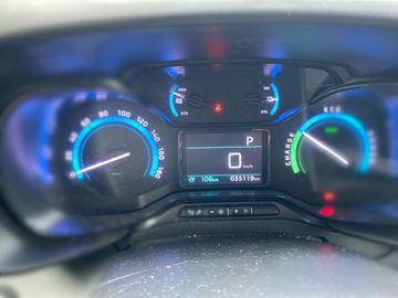 Car image 27