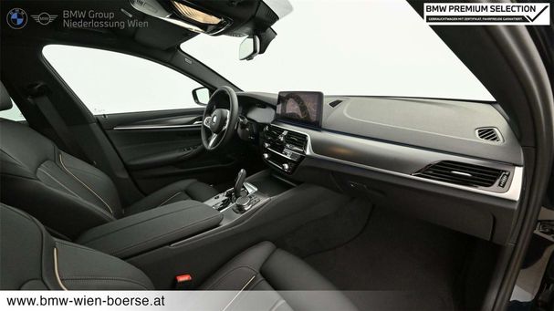 BMW 530 Touring xDrive 215 kW image number 25