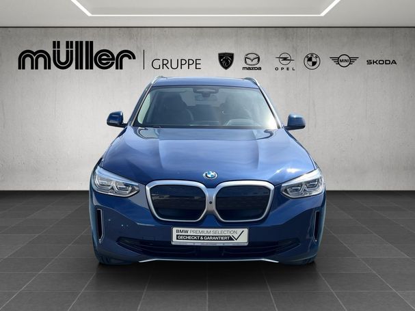 BMW iX3 210 kW image number 2