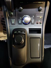 Car image 45