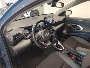 Car image 14