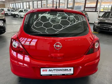 Car image 5