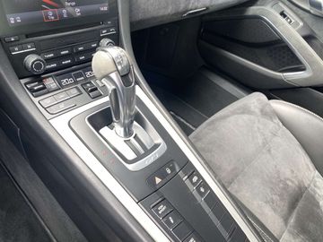 Car image 31