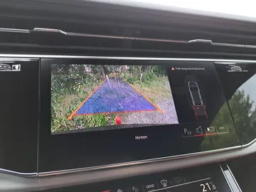 Car image 32
