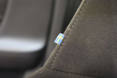 Car image 23