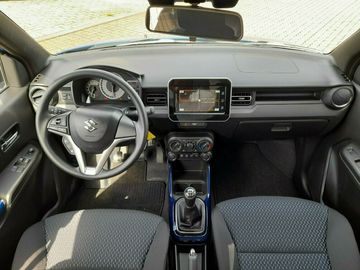 Car image 4