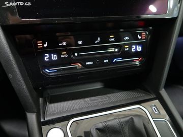 Car image 45