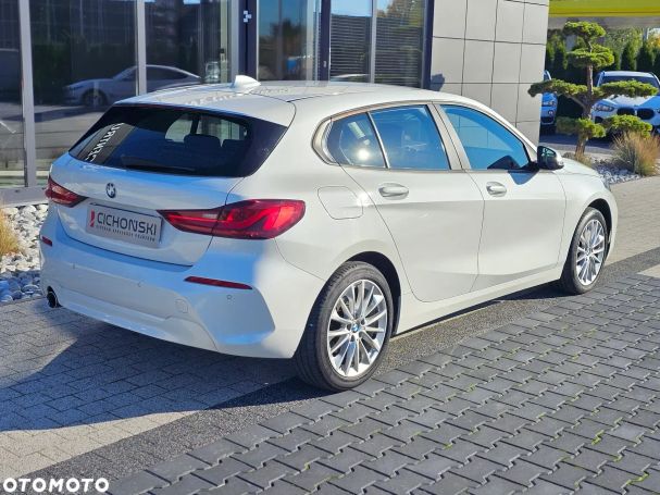 BMW 118i Sport Line 100 kW image number 8