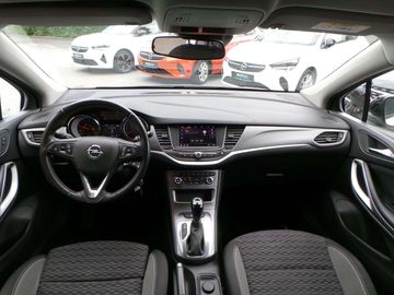 Car image 13