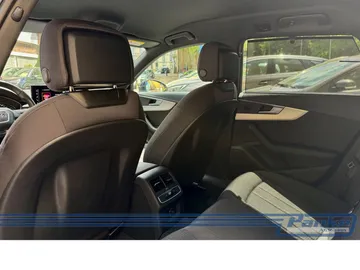 Car image 29