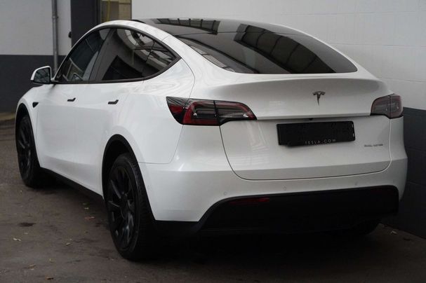 Tesla Model Y Long Range AWD 378 kW image number 3