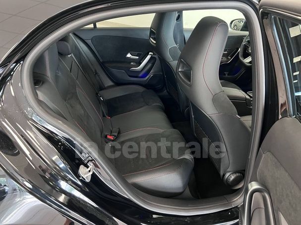 Mercedes-Benz A 180 100 kW image number 15