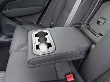 Car image 45