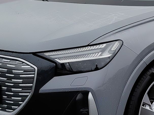 Audi Q4 45 quattro e-tron S-line Sportback 195 kW image number 3