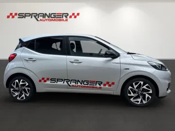 Car image 5