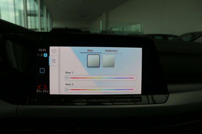 Car image 33