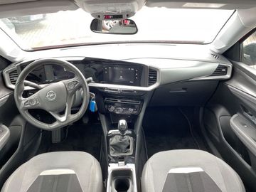 Car image 10