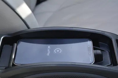 Car image 36