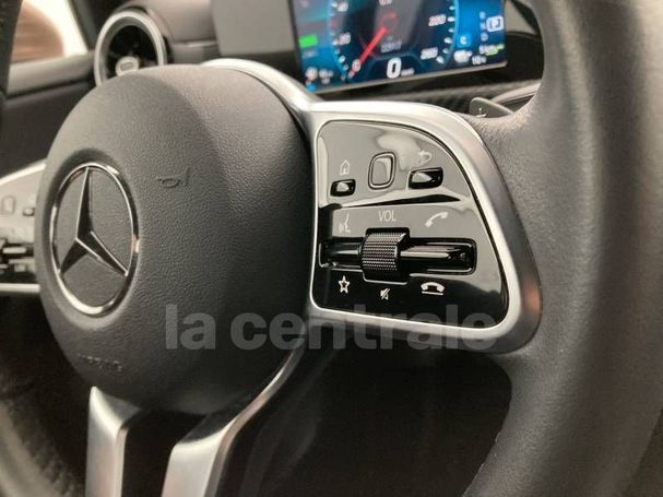 Mercedes-Benz A 250 e 160 kW image number 9