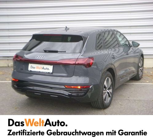 Audi Q8 55 quattro e-tron Business 250 kW image number 3