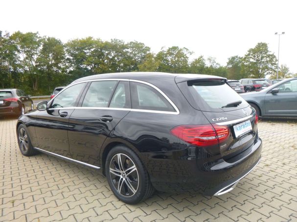 Mercedes-Benz C 220 d T 143 kW image number 4