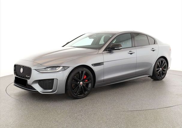 Jaguar XE P250 184 kW image number 1