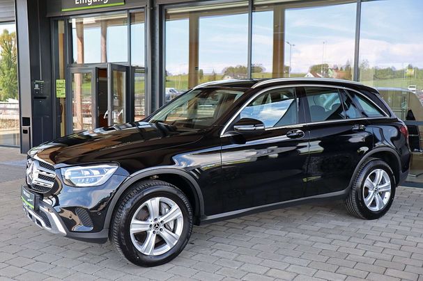 Mercedes-Benz GLC 300 e 4Matic 235 kW image number 24