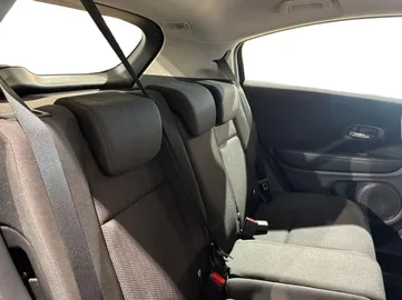 Car image 22