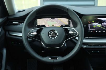 Car image 36