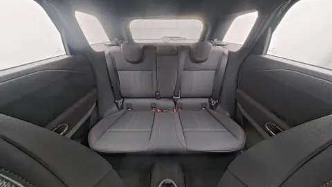 Car image 47