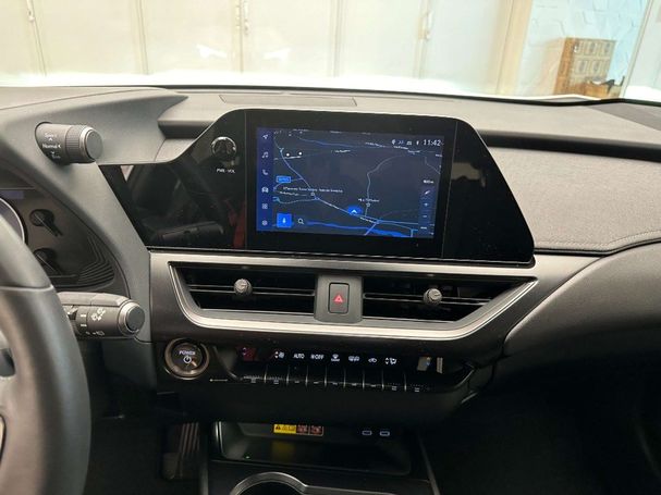 Lexus UX 250h 135 kW image number 12