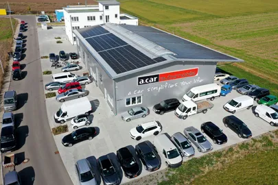 Car image 29