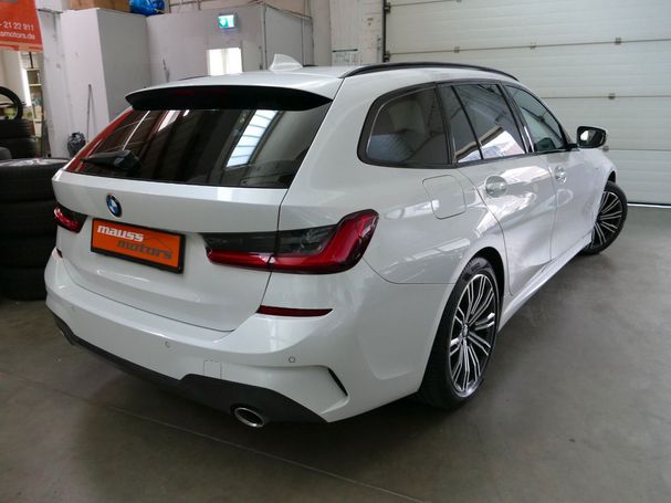 BMW 320d Touring M Sport 140 kW image number 23