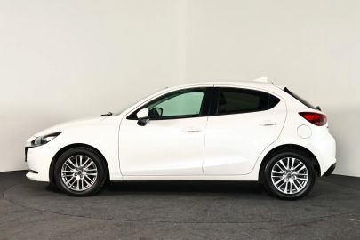 Car image 26