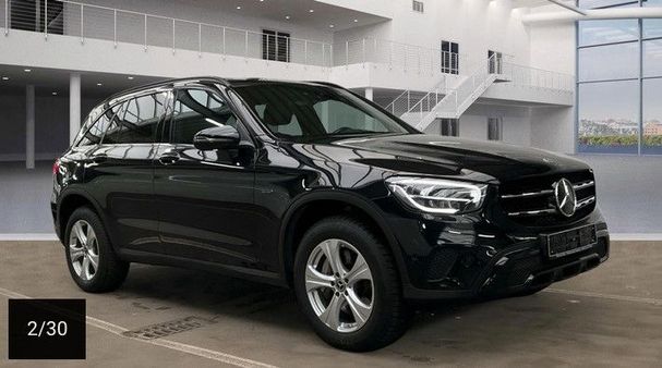 Mercedes-Benz GLC 300 e 235 kW image number 2