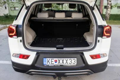 Car image 37