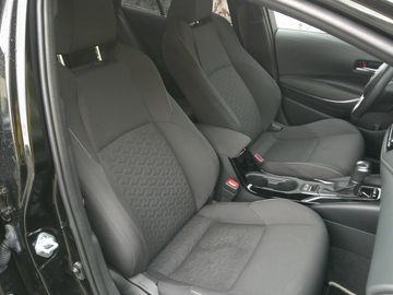 Car image 21