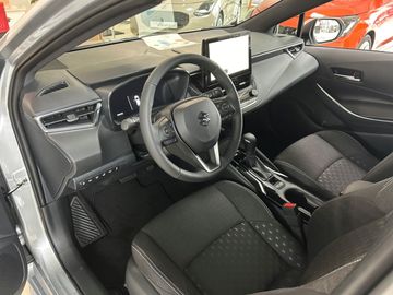 Car image 9